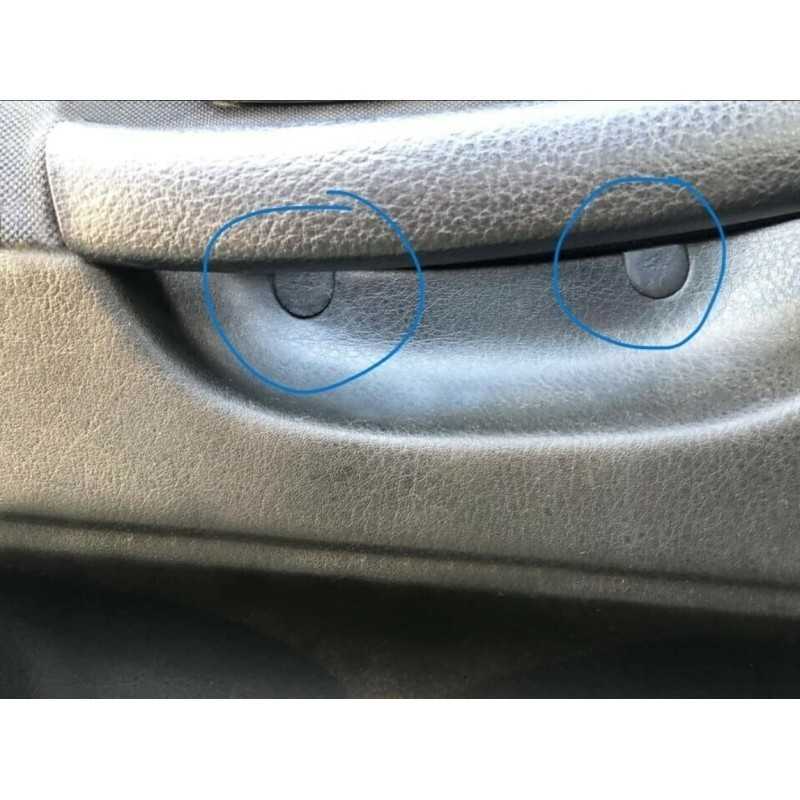 Bmw E36 Kapı Vida Kapağı Bmw E36 Kapı Vida Kapağı