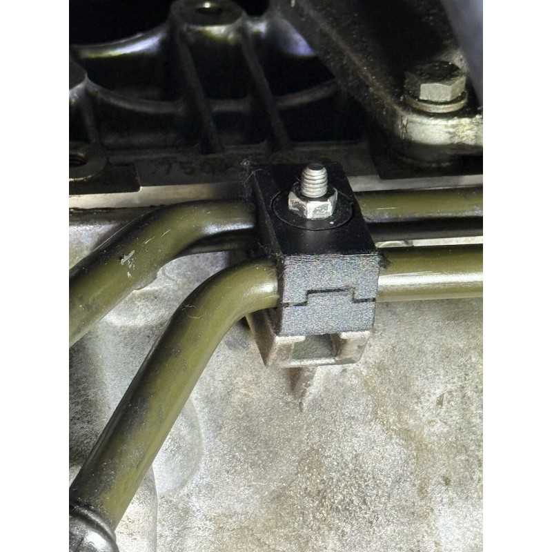 BMW Yağ Soğutucu Boru Tutucu Klips